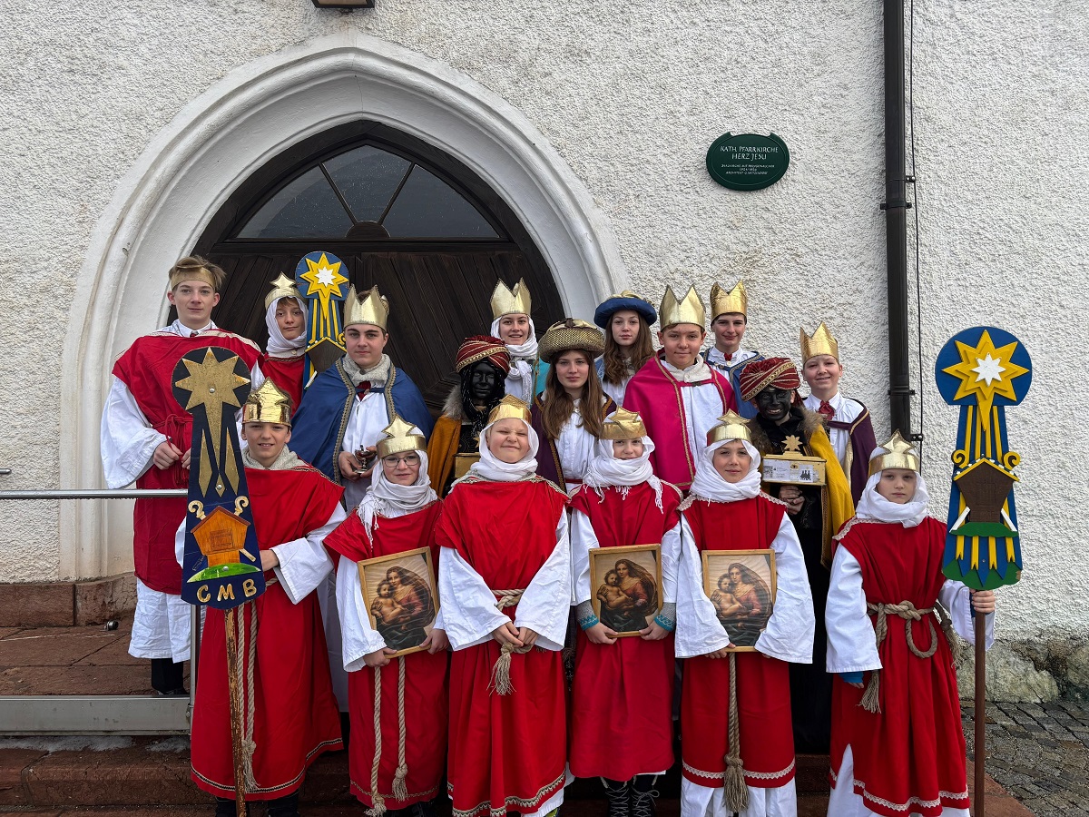 Sternsinger in Bischofswiesen - Bild: Bernhard Stanggassinger