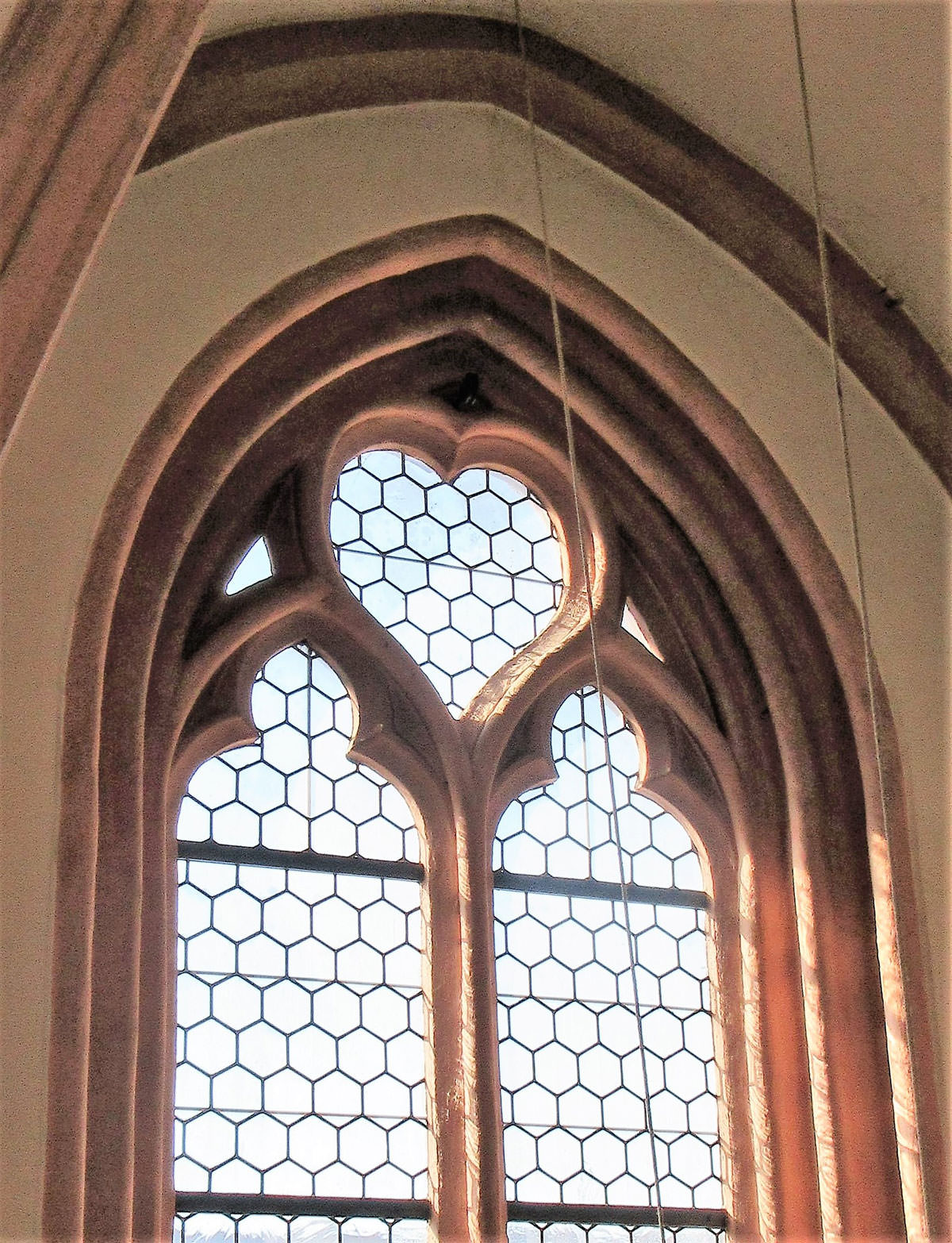 Gotisches Südfenster der Stiftskirche - ca. 1300