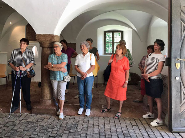 Besuch des Frauenbundes im Museum Schloss Adelsheim
